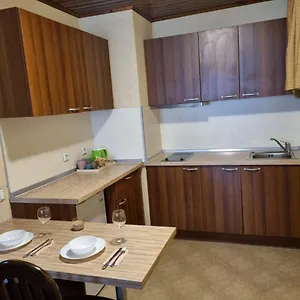 Cosy Within Walking Distance To Lifts Bulgaria
