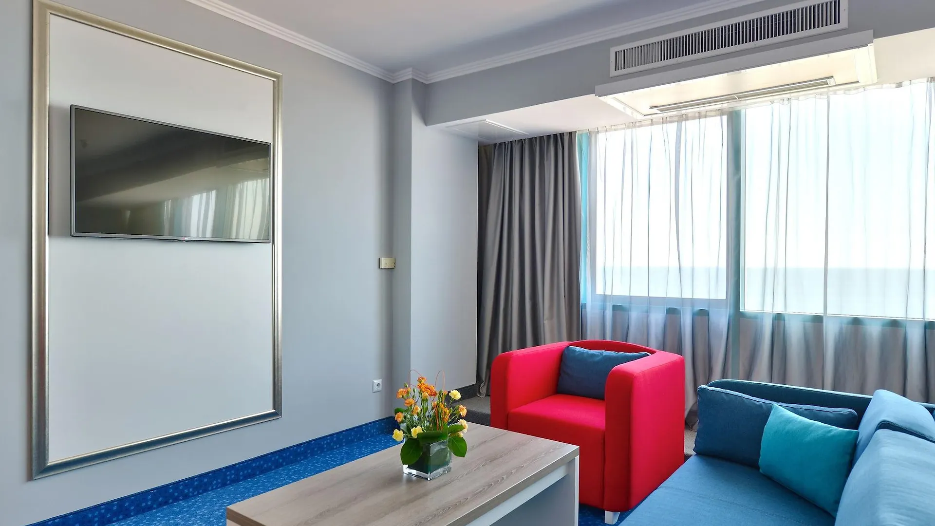 International Hotel Casino & Tower Suites Golden Sands